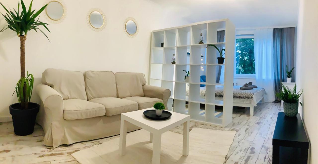 Cosy&White Apartment In ダウガフピルス エクステリア 写真