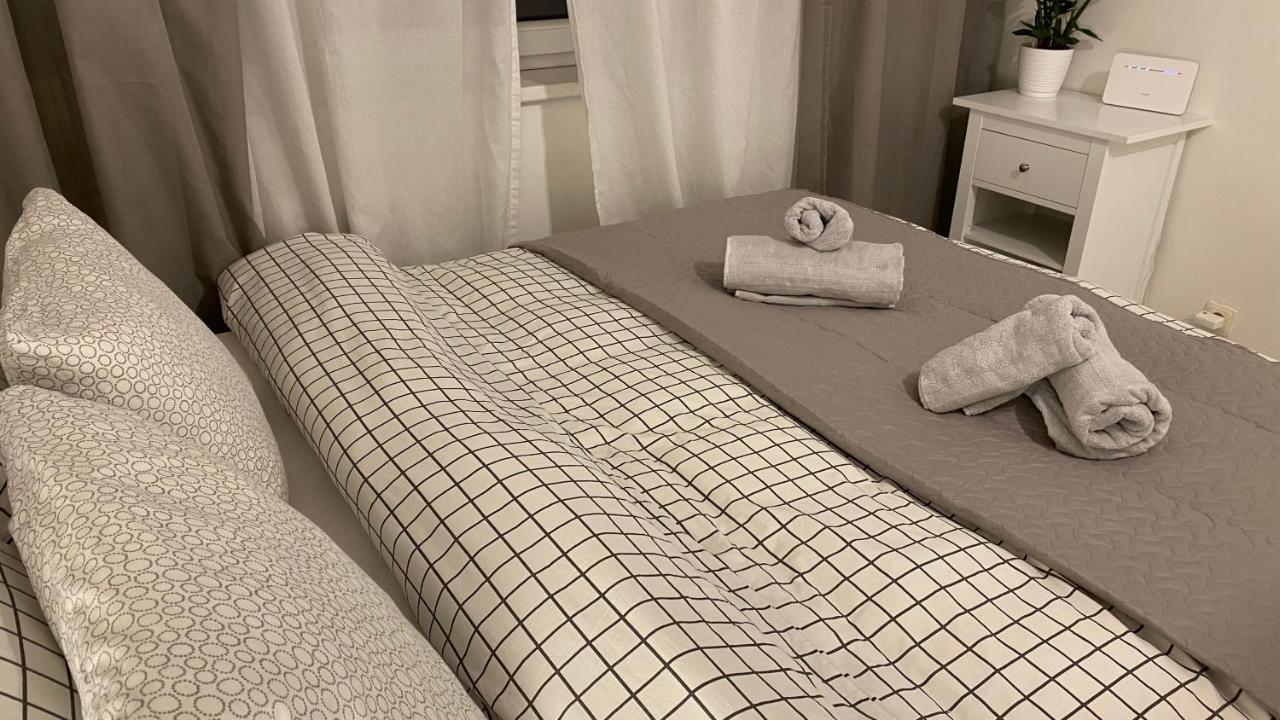Cosy&White Apartment In ダウガフピルス エクステリア 写真